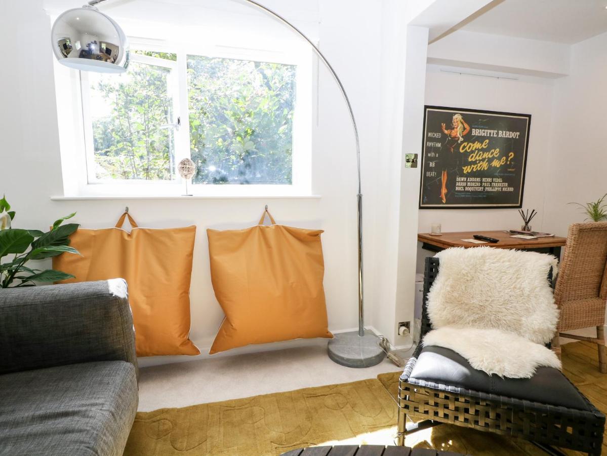 Вілла Kub House Трінґ Екстер'єр фото